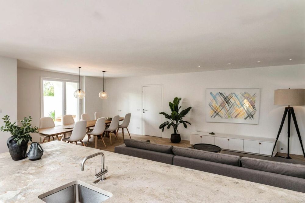 Familienfreundliche 4.5 Zi. Etagenwohnung im EG mit Garten - Bild 8