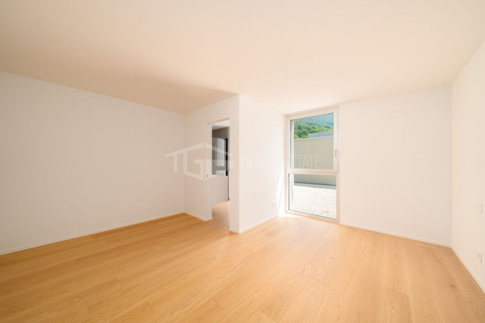 MODERNA CASA DI 5.5 LOCALI CON GIARDINO -  Bild 7