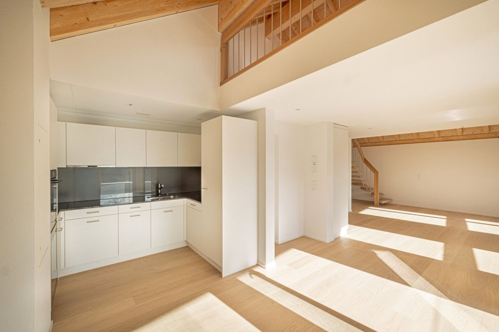 Exklusive 5.5-Zimmer-Neubauwohnung im Herzen von Domat/Ems  sofort bezugsbereit - Küche