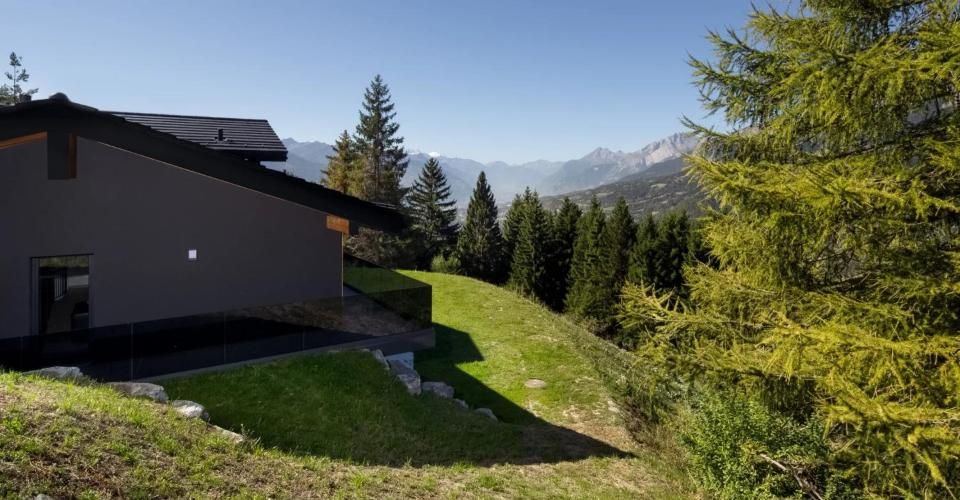 Chalet d'exception 5.5 pièces à Crans-Montana ? Vue imprenable et jacu - Chalet 5.5 pièces - image - 9