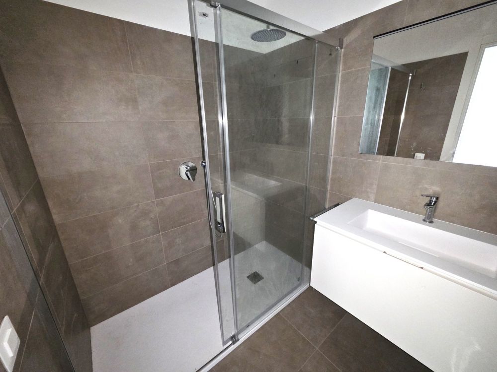 Neue 4.5-Zimmer-Wohnungen, mit offener Aussicht, Al Guast 23 in Camorino -  Bild 10