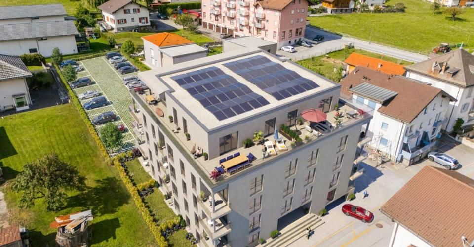Nur noch wenige Verfügbar: Exklusive Eigentumswohnungen im Zentrum von Susten - Appartement 4.5 pièces - image - 1