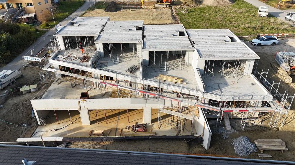 MAISON D"ANGLE MODERNE AVEC JARDIN ET TERRASSE - Bild 2