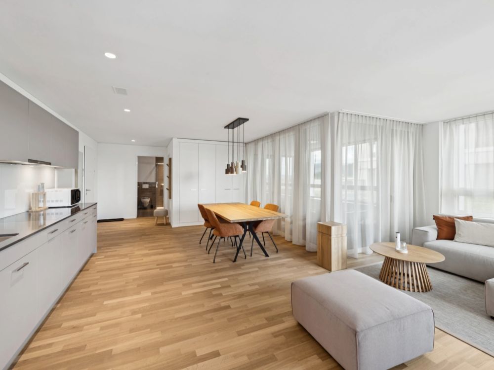 Möblierte Apartments mit Madrid Flair  direkt im grössten Shoppingcenter der Schweiz! - Bild 2