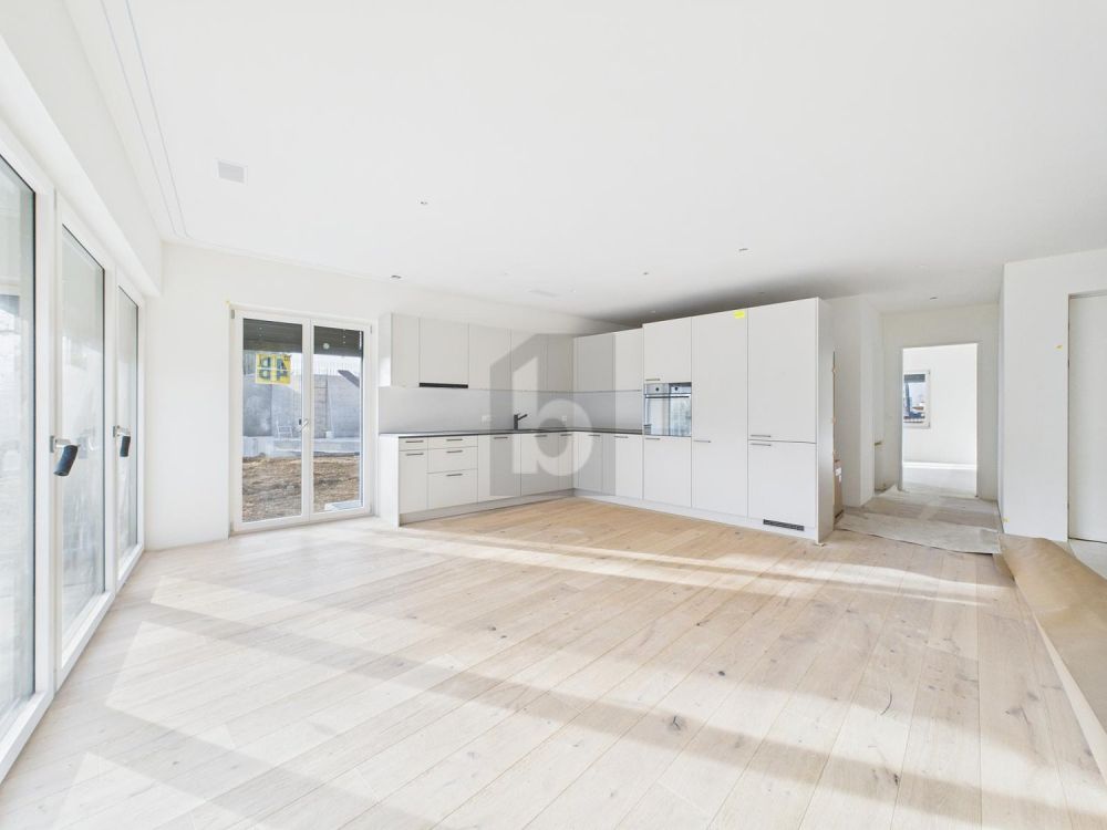 MINERGIE, MIT ZWEI TERRASSEN UND GARTENSITZPLATZ - Bild 2