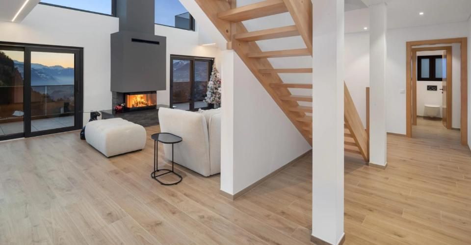 Chalet moderne de 6.5 pièces avec ascenseur, vue panoramique et finiti - Chalet 6.5 pièces - image - 10