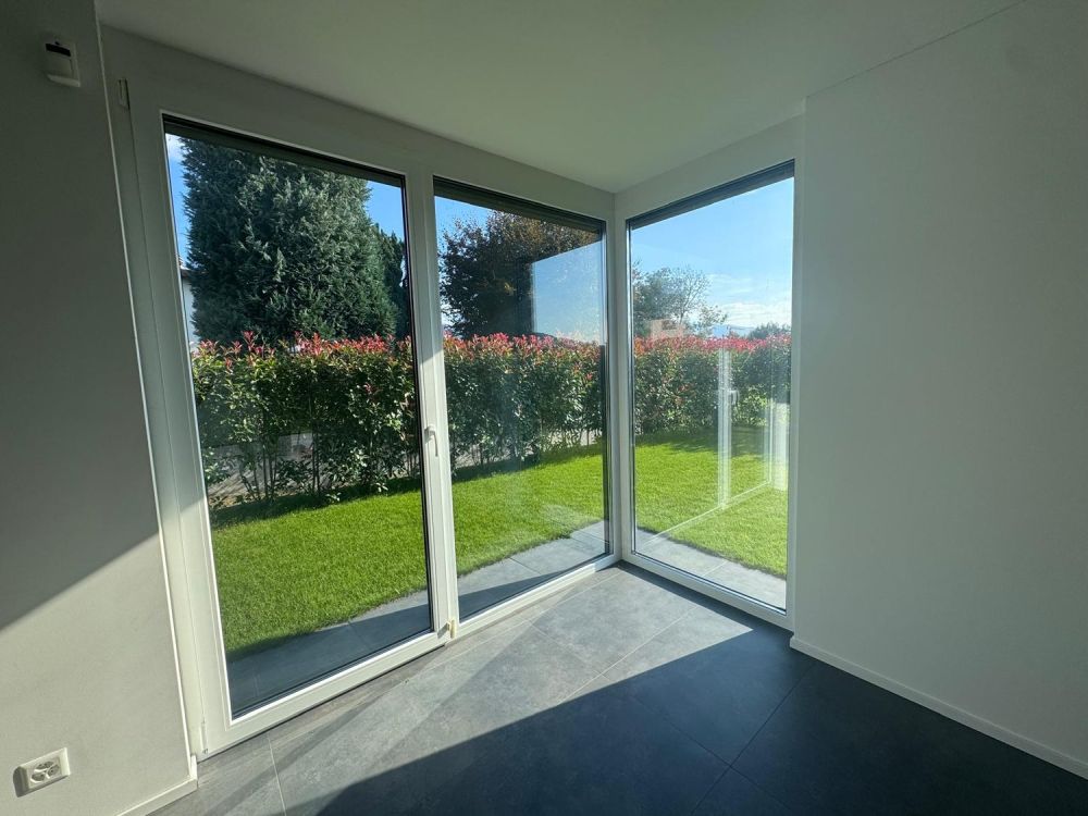 San Pietro di Stabio: bifamiliare nuova con giardino privato. -  Bild 4