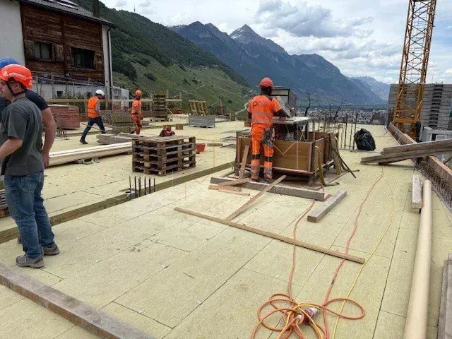 UNIQUE - Martigny - Superbe villa sur le toit avec vue imprenable - Bild 11