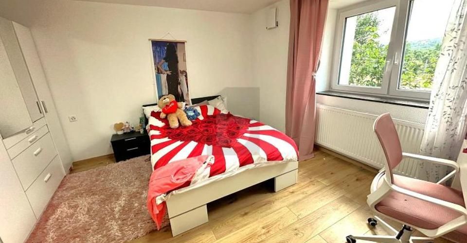 HOCHWERTIG KERNSANIERT AN RUHIGER LAGE - Appartement 4.5 pièces - image - 4