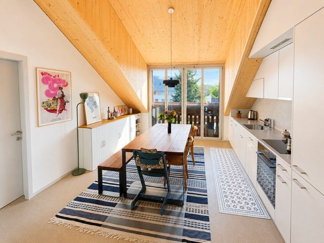 Moderne 4.5-Zimmer-Dachwohnung -  Bild 3