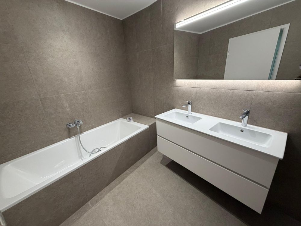 Nouvelle construction ! Magnifique appartement de 4,5 pce, avec jardin,  situé en rez-de-Chaussée -  Bild 4