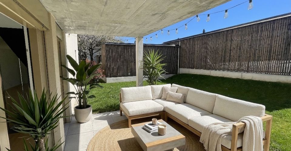 Un triplex avec jardin pensé comme une maison de plus de 200m2 - Appartement 6 pièces - image - 2