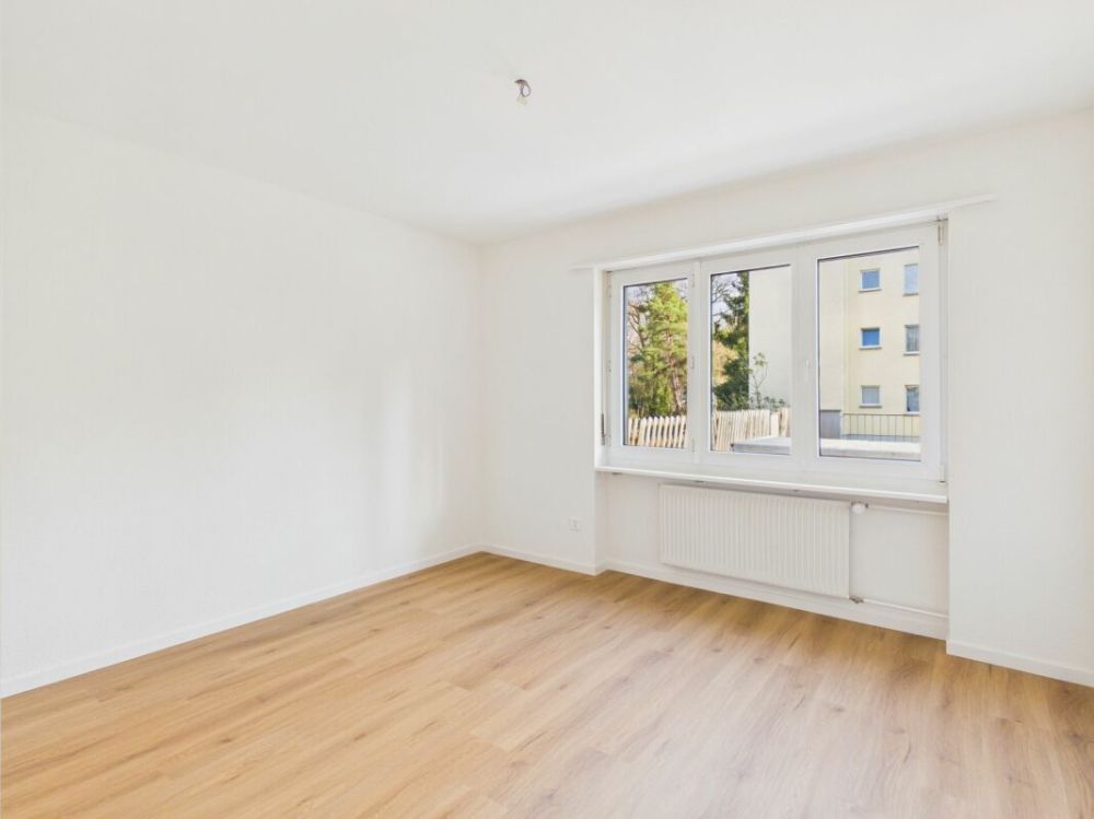 Erstbezug nach Totalsanierung: Stilvolle 4.5-Zimmer-Wohnung mit Top-Anbindung -  Bild 9