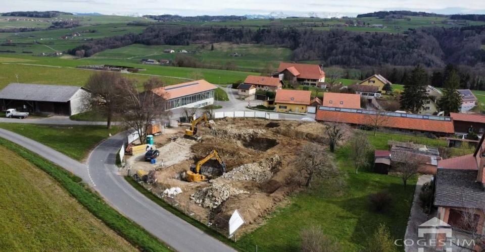 Maison mitoyenne de 5.5 pièces - Maison contiguë 5.5 pièces - image - 1
