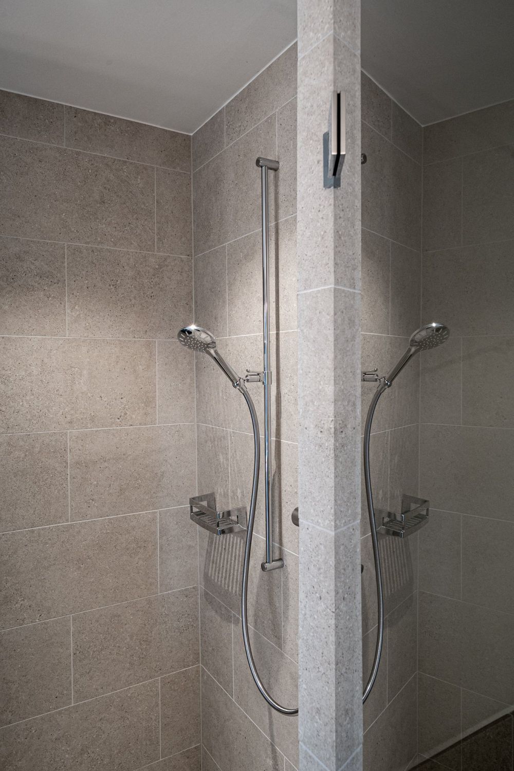 4.5-Zi. Etagenwohnung mit Sonnenterrasse und stilvollem Innenausbau - Bild 8