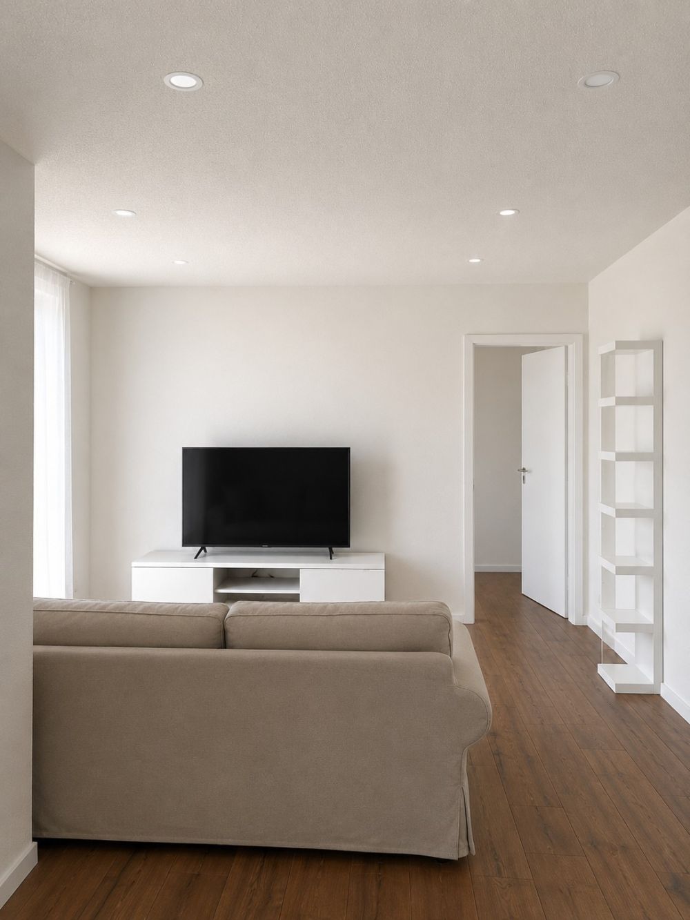 Exklusive 2.5 Zi. Wohnung zu vermieten -  Bild 1