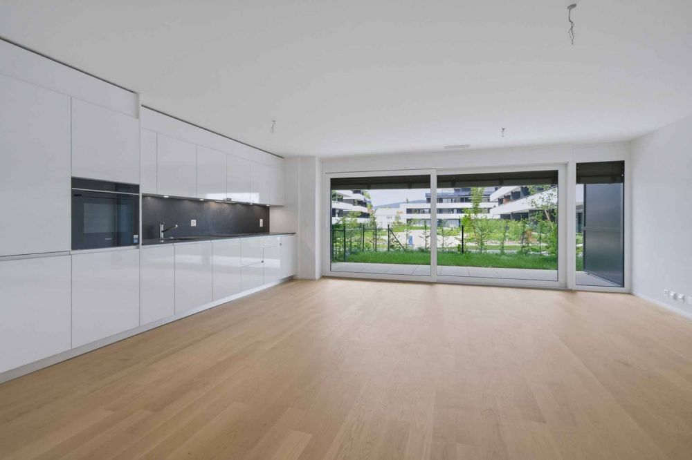 Neue 3.5-Zimmer-Wohnung mit doppelten Außenbereichen -  Bild 2