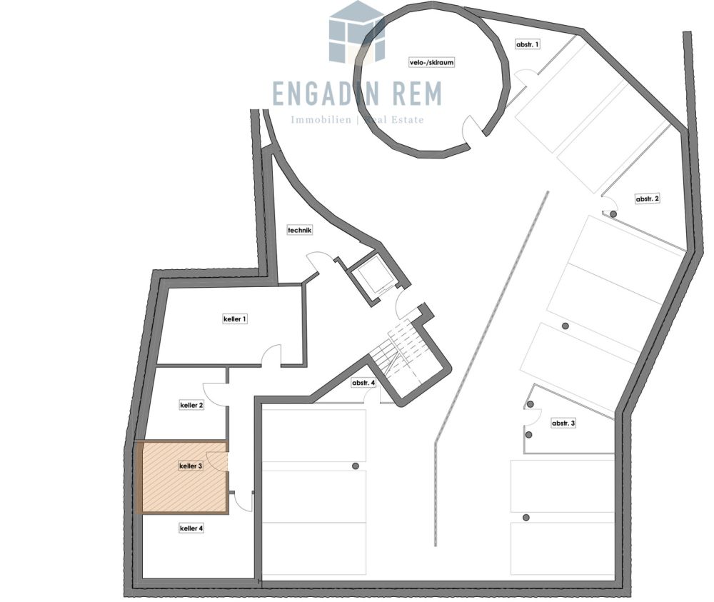 3.5-Zimmer-Zweitwohnung mit extra Raumhöhe - Kellerabteil und Autoeinstellplätze im Untergeschoss / Basement: cellars an parking spaces / Semiinterrato: cantine e posti auto