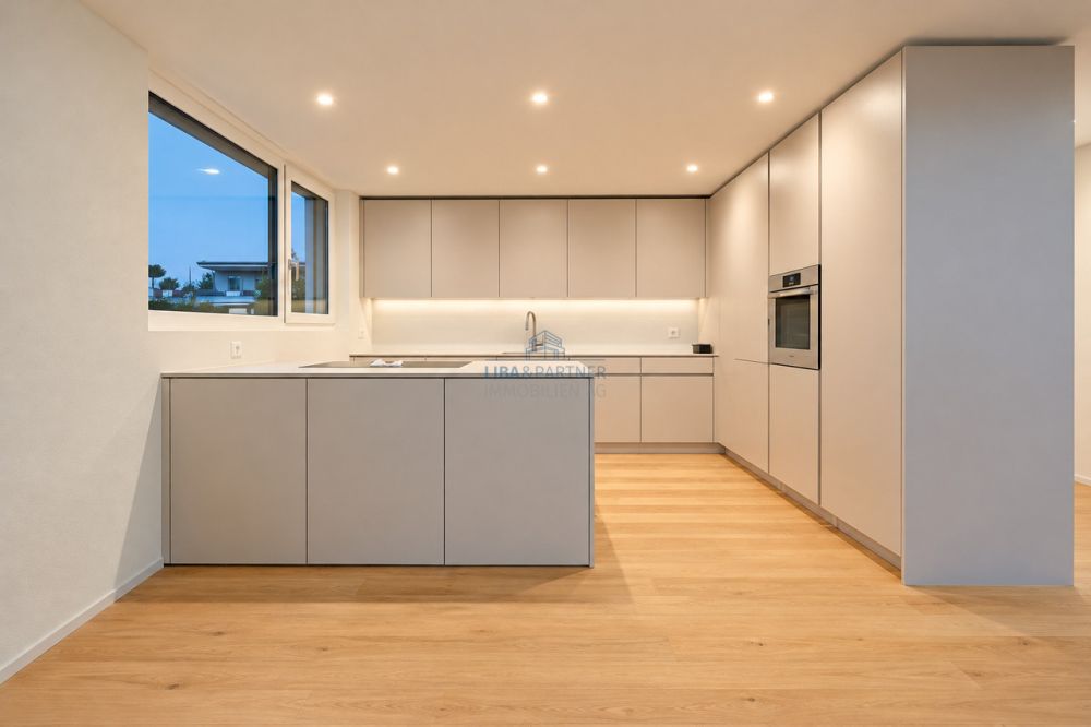 Zeitloser Neubau mit grosszügigem Raumkonzept - Küche
