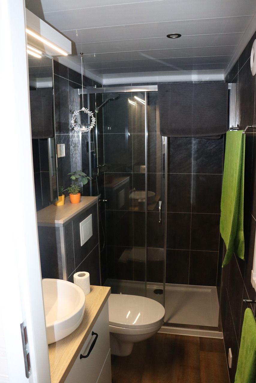 3.5-Zimmer-Campinghaus in Sugiez - neu & luxuriös -  Bild 9