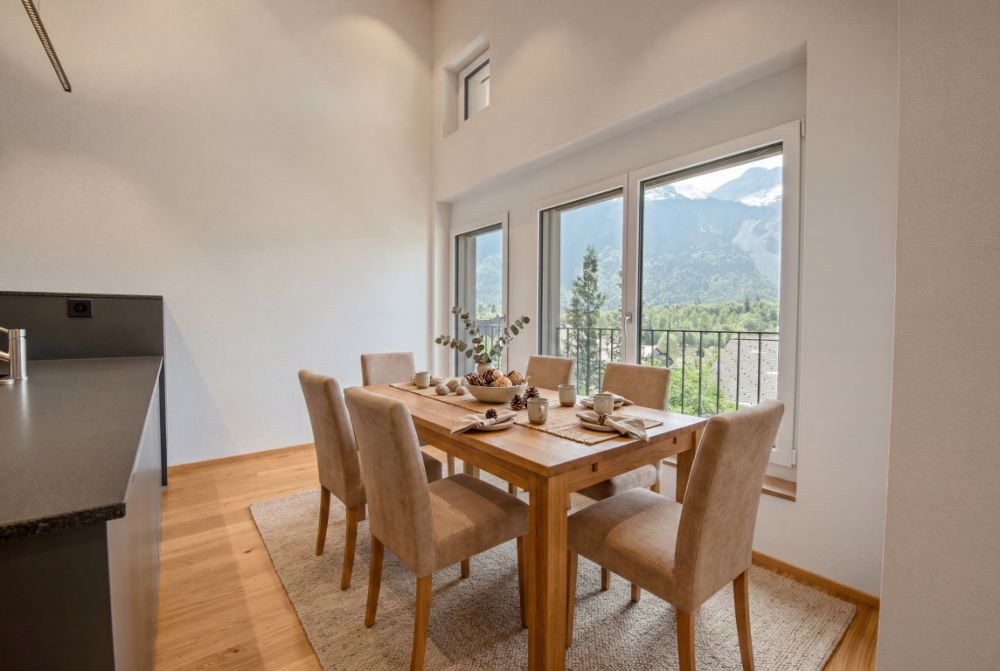 3.5-Zimmer-Dachwohnung mit Bergpanorama -  Bild 10