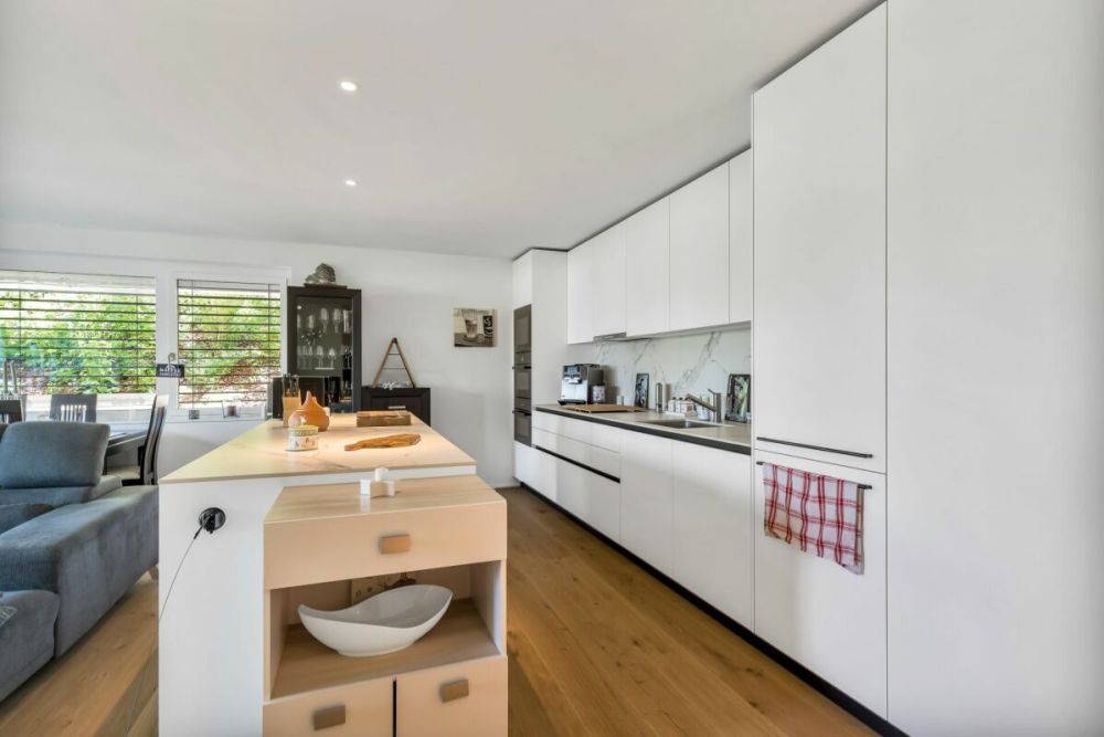Wohnen am Zürichsee: Moderne Gartenwohnung mit viel Licht -  Bild 11