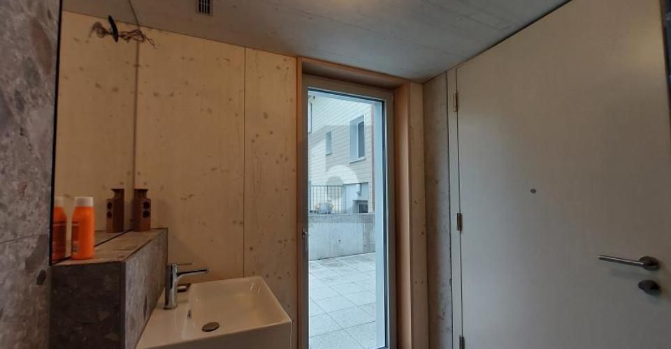 ALPINE ÄSTHETIK - MODERN INTERPRETIERT - Appartement 2.5 pièces - image - 4