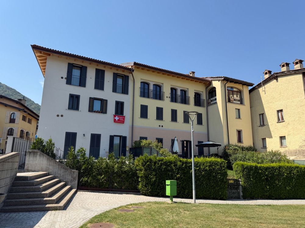 Nuova palazzina a reddito di 6 appartamenti a Pura -  Bild 2