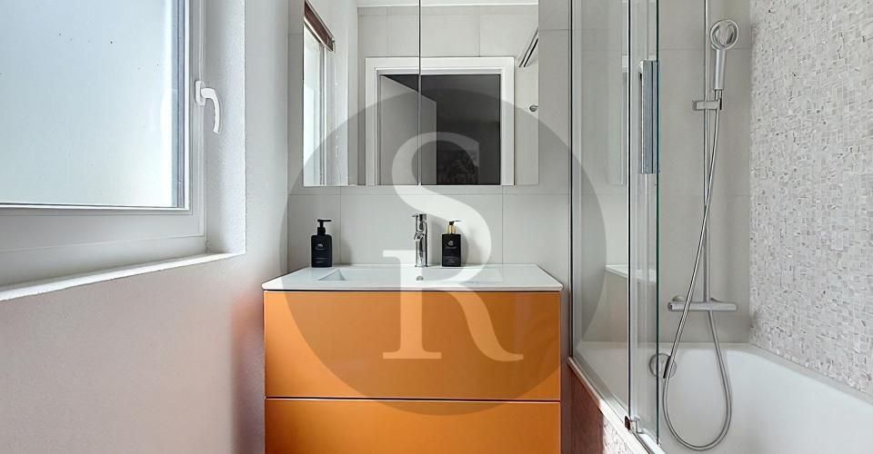 Un écrin contemporain avec jardin privatif - Appartement 2.5 pièces - image - 6