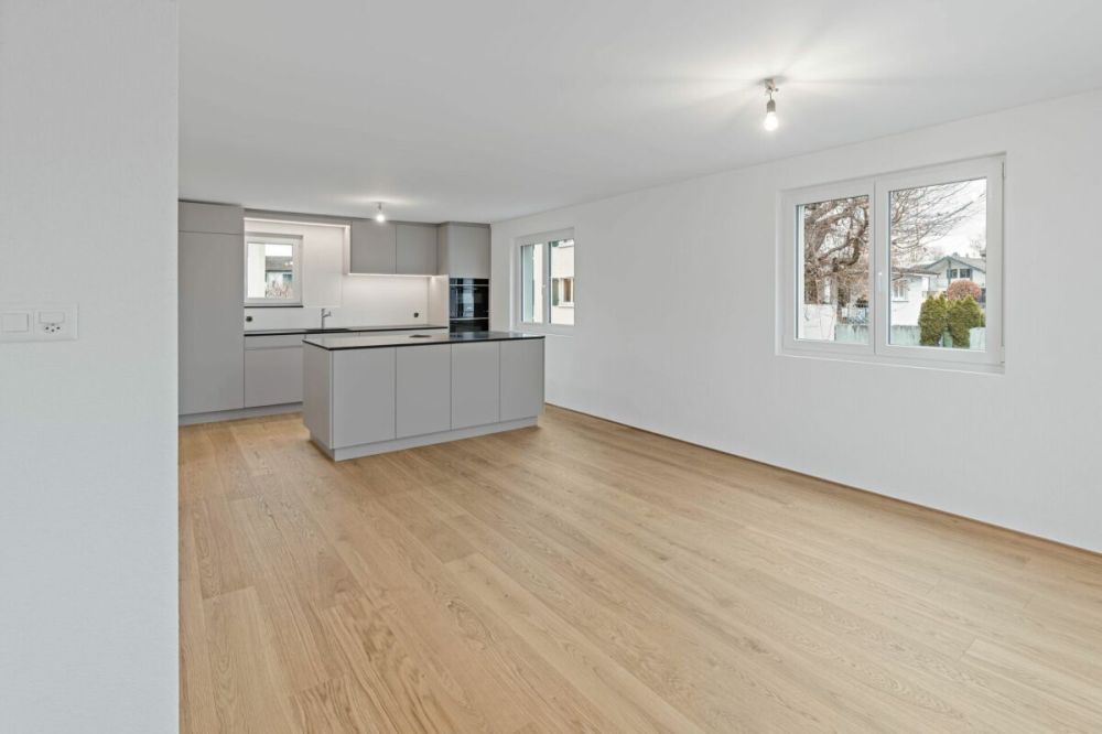 Doppeleinfamilienhaus an ruhiger, sonniger Lage in Widnau - komplett kernsaniert - Bild 3