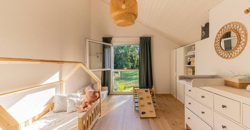 Magnifique villa jumelle dans un écrin de verdure - Maison jumelée 5.5 pièces - image - 10