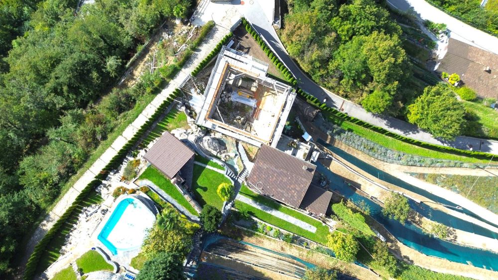 Elegantes Landhaus mit Pool in Aldesago - 5,5 Zimmer - Image 2