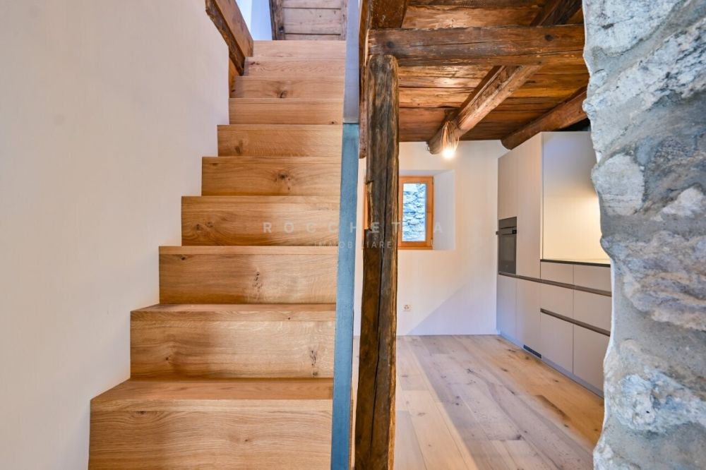 Caratteristica casa interamente ristrutturata con grande locale hobby -  Bild 7