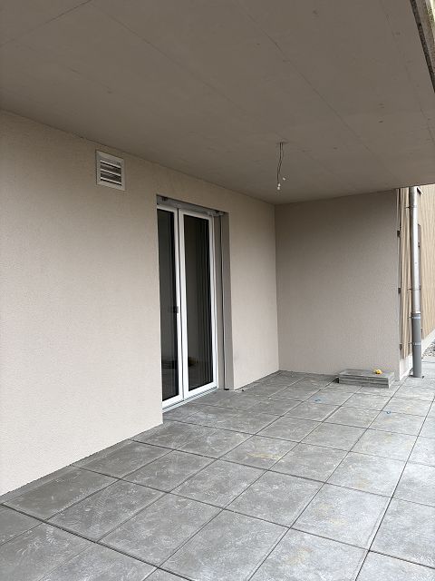 Grosszügige 4.5-Zimmer-Erdgeschosswohnung mit Sitzplatz und Garten - Terrasse Nordseite