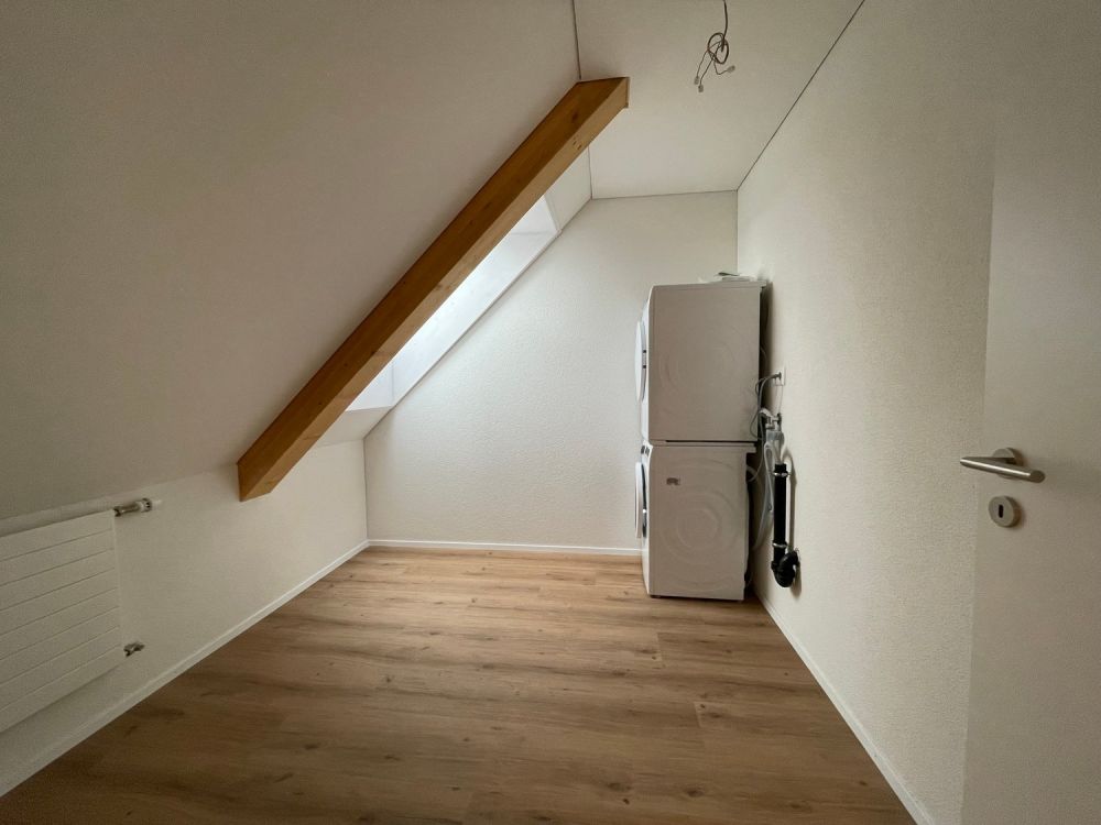 Moderne 3.5 Zimmerwohnung mit Balkon - Bild 7