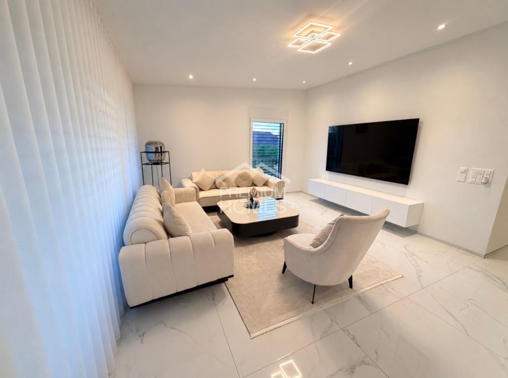 Modern Living - Stilvoll wohnen mit grosser Terrasse -  Bild 2