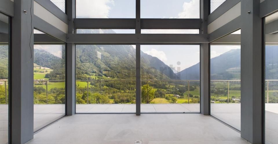 Moderna villa da 7.5 locali con vista panoramica ad Acquarossa - Val Blenio - Villa 7.5 pièces - image - 4