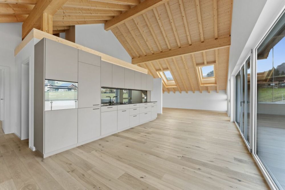 Highlight: Helle und offene 3.5-Zimmer Dachwohnung in Mühlethurnen inkl. Einstelhallenplatz - Bild 3