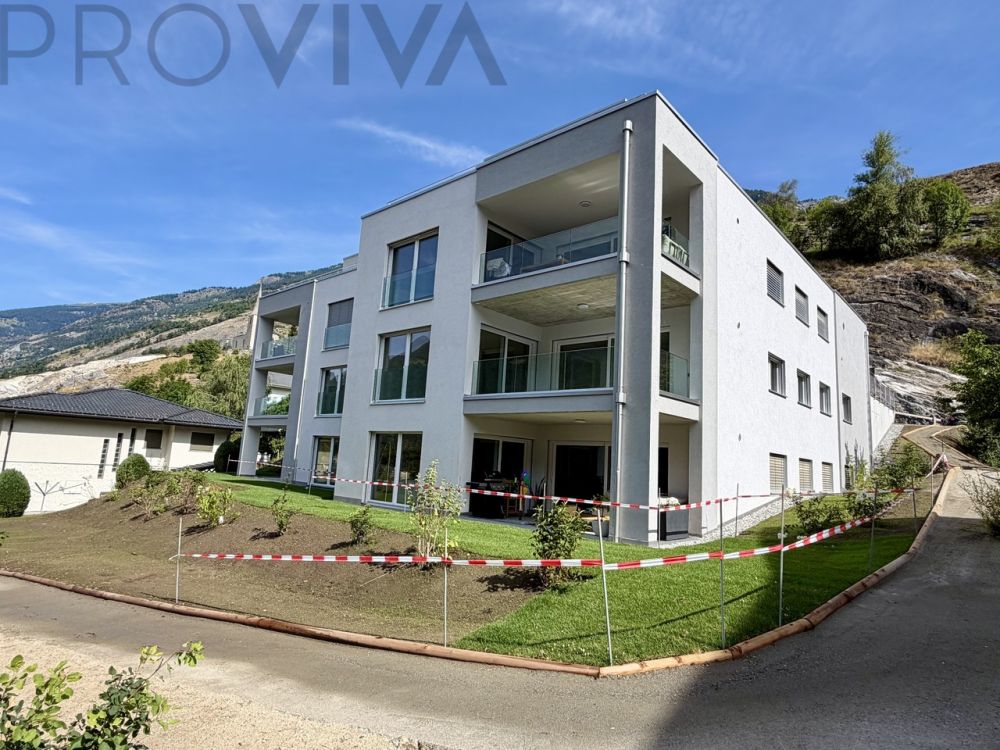 Topmodern mit traumhafter Aussicht und absoluter Ruhe -  Bild 1