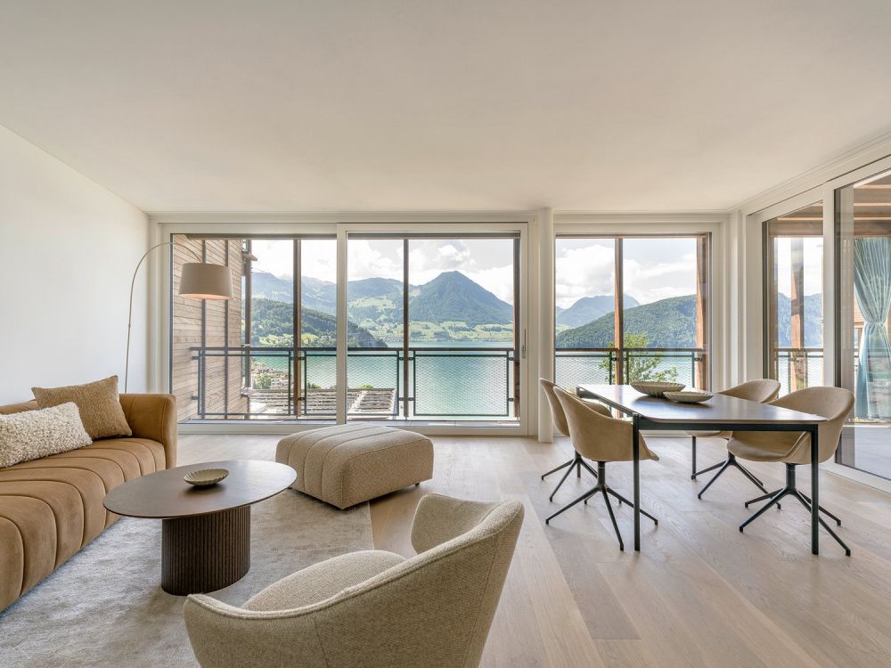 Exklusive 4.5-Zimmer-Maisonettewohnung in Vitznau – Wohnen mit Seeblick -  Bild 1