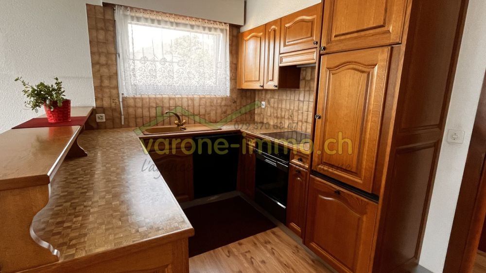 Villa de 6 pièces à Ormône/Savièse avec grand terrain constructible - Cuisine