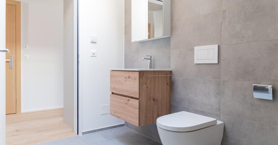 Sonnige Dachwohnung (3.5-Zimmer) als Zweitwohnsitz im Neubau Hasol - Appartement 3.5 pièces - image - 7