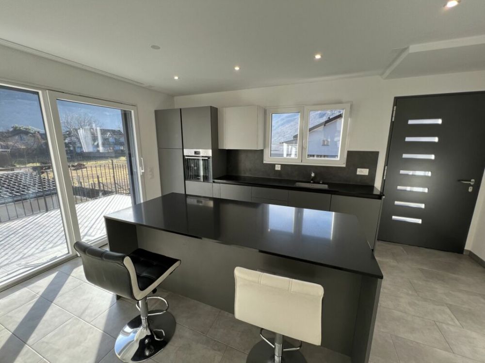 Moderna casa bifamiliare individuale, di 4.5 +3.5 locali con ampio giardino - Bild 11