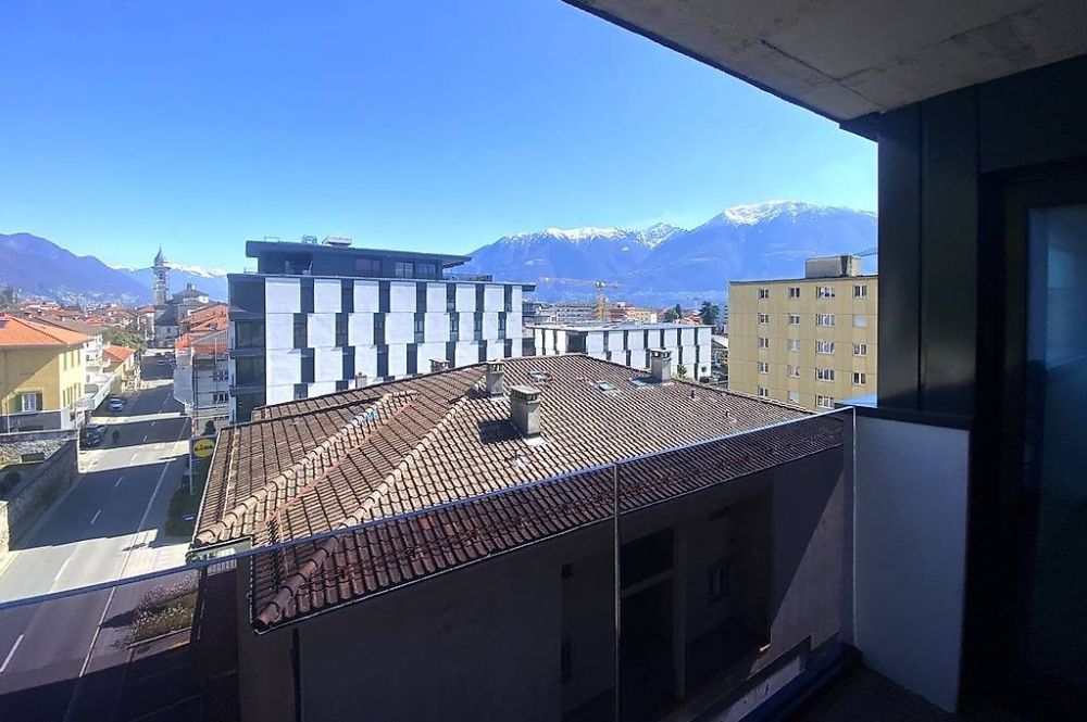 Nuovissimo 2,5 in medio-alto standing con terrazza a Locarno -  Bild 3