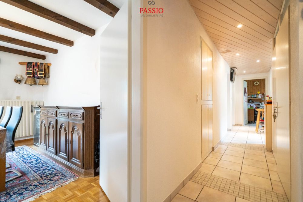 Vielseitiges 11,5-Zimmer Haus mit Nebengebäude und Ausbaupotenzial - Bild 6