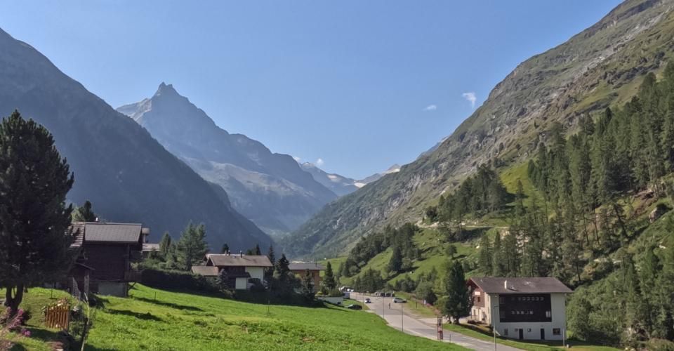 Chalet neuf et authentique dans le vieux village - Chalet 6 pièces - image - 4
