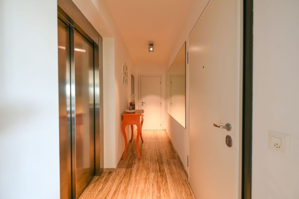 Bellissimo 3.5 locali moderno con parziale vista lago -  Bild 8