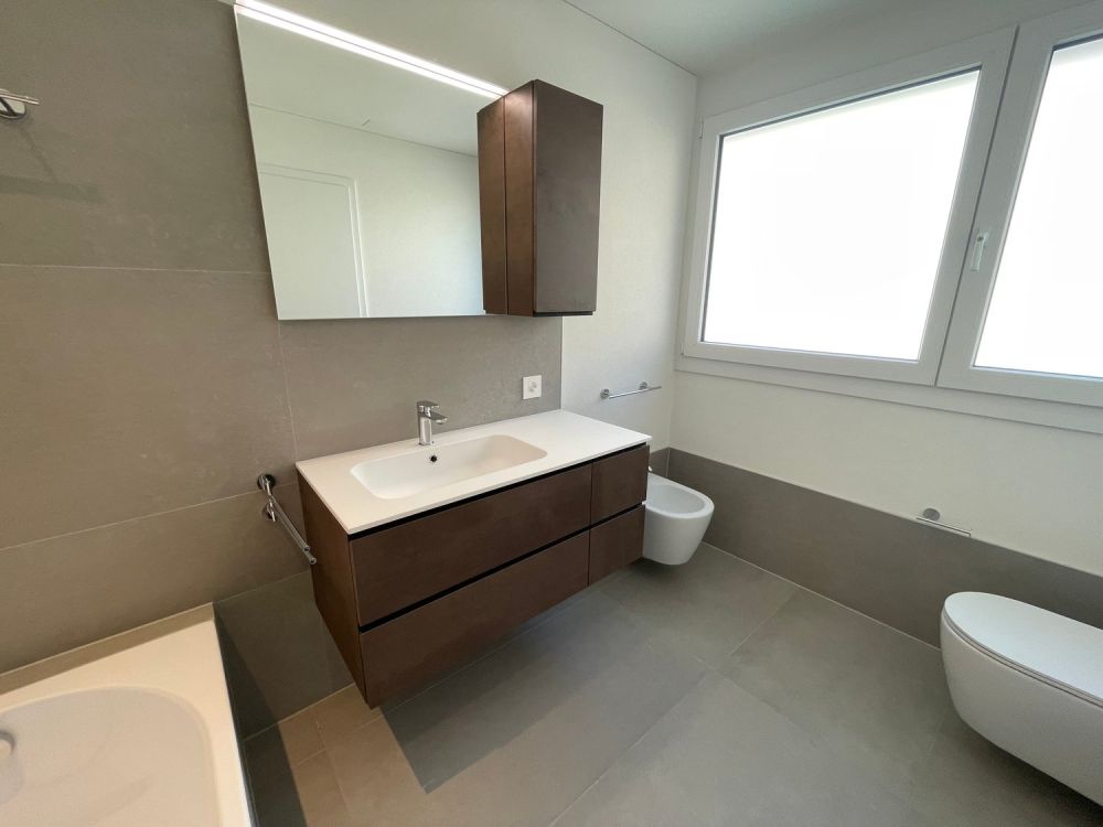 Dachgeschoss-Duplex in Monte Carasso mit interner Aufzugsanlage. -  Bild 7