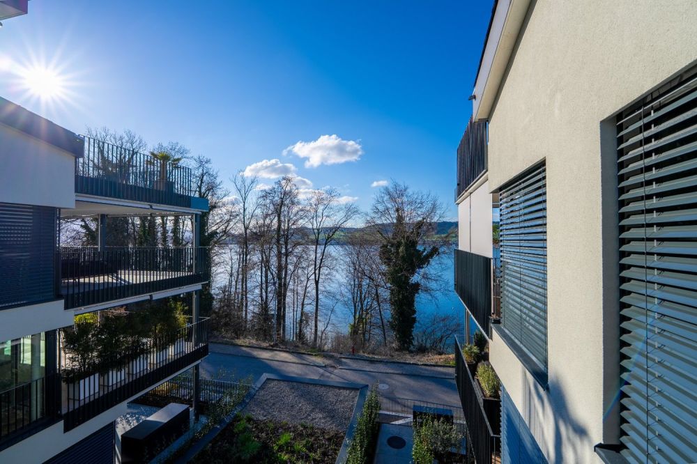 2.5 Zi-Neubauwohnung mit Seesicht und Wintergarten - See- und Bergsicht