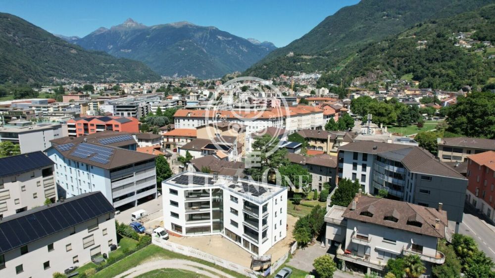 Appartamento esclusivo in zona tranquilla a Giubiasco - Bild 1